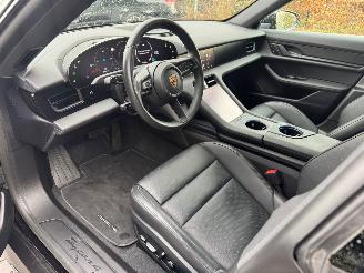 Porsche Taycan Taycan Cross Turismo 4 Panorama Camera Leder 408pk Boost 360view VOL!! picture 38