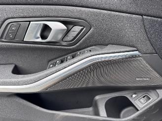 BMW 3-serie 330 3 Touring 330 e xDrive M Sport 2025 Trekhaak Leer VOL! picture 34