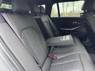 BMW 3-serie 330 3 Touring 330 e xDrive M Sport 2025 Trekhaak Leer VOL! picture 14