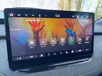 Skoda Elroq Skoda Elroq RS Sport 250KW 4Motion 84kWh HEATPUMP HUD Canton Sound VOL picture 36