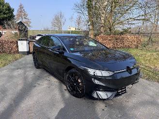 Voiture accidenté Volkswagen ID.7 Volkswagen ID.7 Pro Performance 210 kW Camera Ambiance VOL 2024/8