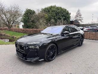 BMW M7 BMW M760e xDrive MSport PanoSky. B&W Exe.Loung Trekhaak Back infotaiment system VOL VOL picture 39
