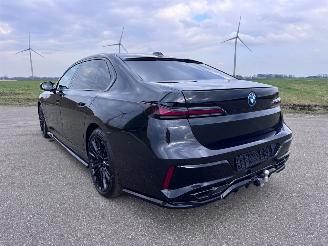 BMW M7 BMW M760e xDrive MSport PanoSky. B&W Exe.Loung Trekhaak Back infotaiment system VOL VOL picture 17