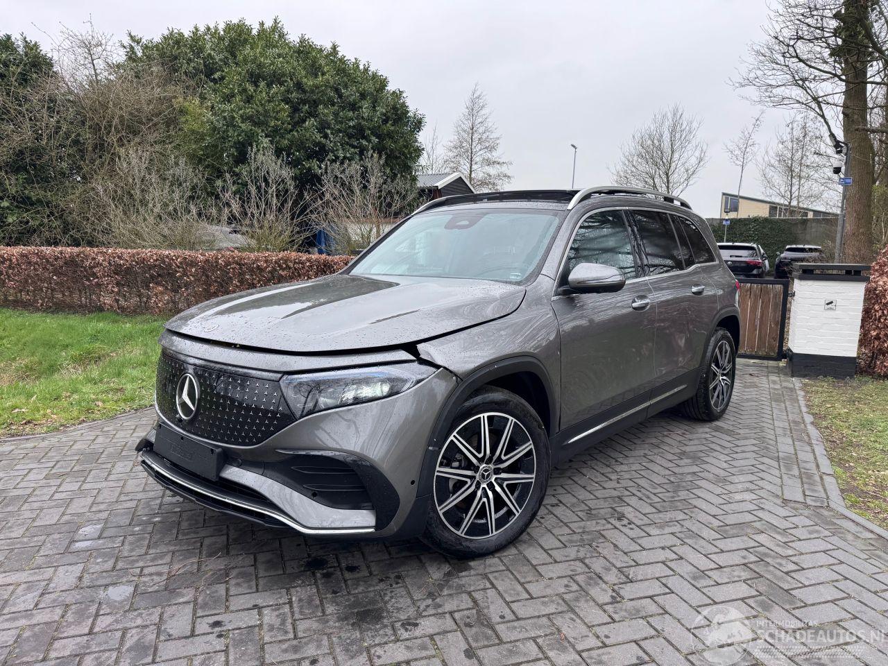 Mercedes EQB EQB 250+ AMG Panorama Burmester HUD Trekhaak 360view VOL