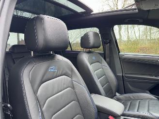 Volkswagen Tiguan Tiguan R 4Motion Panorama Akrapovic Leerr Trekhaak VOL! picture 17