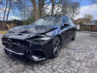 Mercedes Cla-klasse CLA Shooting Brake CLA 180 AMG Line Edition PANO VOL picture 23