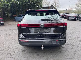 Volkswagen Tiguan Tiguan 2.0TDI 110kW HUD AHK Camera Harman&Kardon picture 27