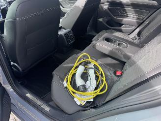 Volkswagen Passat Passat Variant GTE Panorama HUD Camera ACC Nardo VOL picture 10