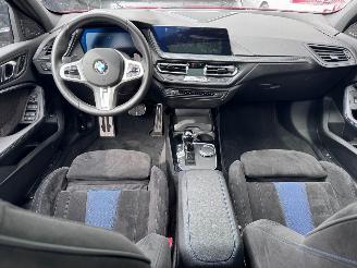 BMW M1 BMW M135 1 Limousine M135 i xDrive Edition PANO VOL picture 3