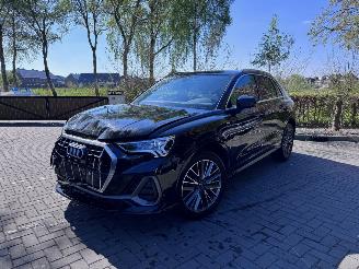 Vaurioauto  passenger cars Audi Q3 Q3 35 TFSI DSG 2024 Camera Trekhaak ACC Ambiance VOL 2024/3