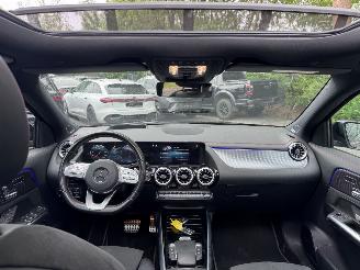 Mercedes EQA 25 €23,95021% VAT Mercedes-Benz EQA 250 AMG PANORAMA Burmester Ambiance HUD picture 3