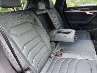 Volkswagen Touareg Touareg 3.0 TDI 210 kW 4Motion R-Line Trekhaak Camera Luchtvering 4 wiel besturing picture 24