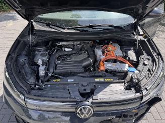 Volkswagen Tiguan Volkswagen Tiguan 1.5 TSI eHybrid R-Line PANO Massage Trekhaak Sportstoelen ! picture 23