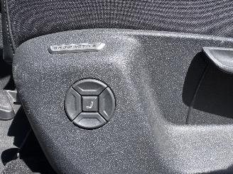 Volkswagen Tiguan Volkswagen Tiguan 1.5 TSI eHybrid R-Line PANO Massage Trekhaak Sportstoelen ! picture 6