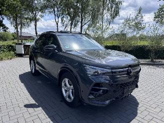 Volkswagen Tiguan Volkswagen Tiguan 1.5 TSI eHybrid R-Line PANO Massage Trekhaak Sportstoelen ! picture 15
