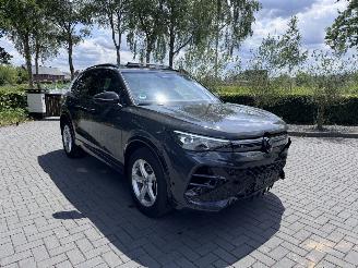 Volkswagen Tiguan Volkswagen Tiguan 1.5 TSI eHybrid R-Line PANO Massage Trekhaak Sportstoelen ! picture 27