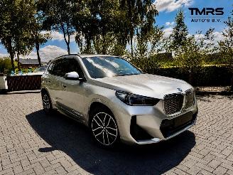 Voiture accidenté BMW iX1 MW iX1 20 eDrive M Sport  Ambiance Leder Camera Trekhaak 2025/7