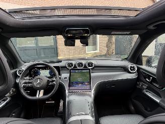 Mercedes GLC GLC 300 e 4Matic AMG PANORAMA MASSAGE HUD AMBIANCE VOLL picture 3