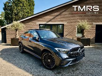 Vaurioauto  passenger cars Mercedes GLC GLC 300de Coupe 4Matic PANORAMADAK Ambiance Trekhaak VOLL 2023/9
