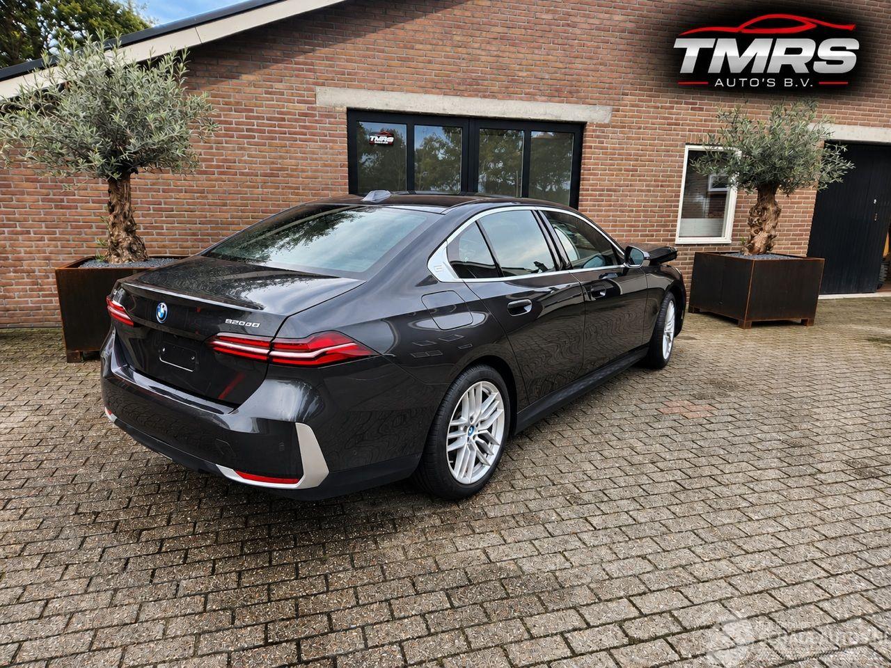 BMW i5 i5 Limousine 40 eDrive LEDER 360 Camera M-Sport VOL