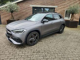 Mercedes GLA GLA 250 e AMG Frozen Grey PANORAMA Ambiance VOLL picture 9