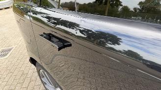 Land Rover Range Rover LAND ROVER Range Rover P460 HSE Hybrid PANORAMA AHK LUFT VOLL picture 15