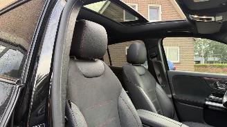 Mercedes GLA GLA 250e AMG PANORAMADAK HUD Burmeister 360view picture 6