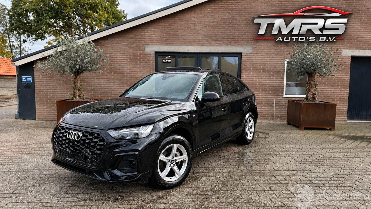 Audi Q5 AUDI Q5 Sportback 40 TDI Quattro S line PANORAMA Trekhaak VOLL