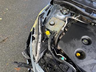Mazda 5 7 PLACES picture 11