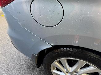 Mazda 5 7 PLACES picture 5