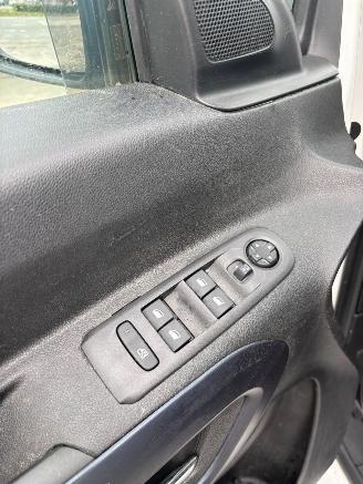 Peugeot Rifter 5 SEATS picture 11