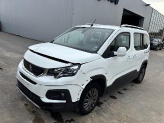 Peugeot Rifter 5 SEATS picture 2
