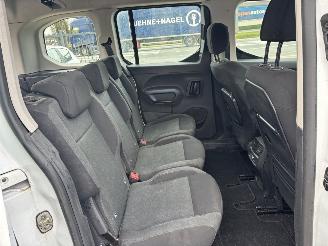 Peugeot Rifter 5 SEATS picture 7
