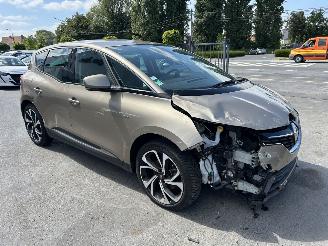 Renault Scenic BOSE picture 2