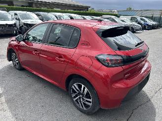 Peugeot 208  picture 5