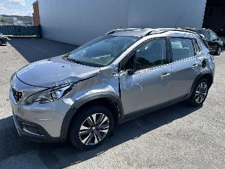 Peugeot 2008  picture 2