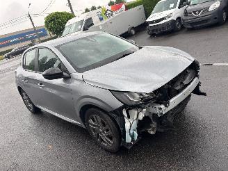 Schadeauto Peugeot 208  2022/1