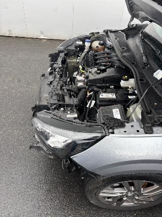 Peugeot 208  picture 13