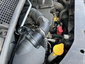 Nissan Interstar MAXI picture 14