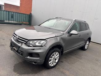 Volkswagen Touareg 4x4 blue motion dsg automaat picture 10