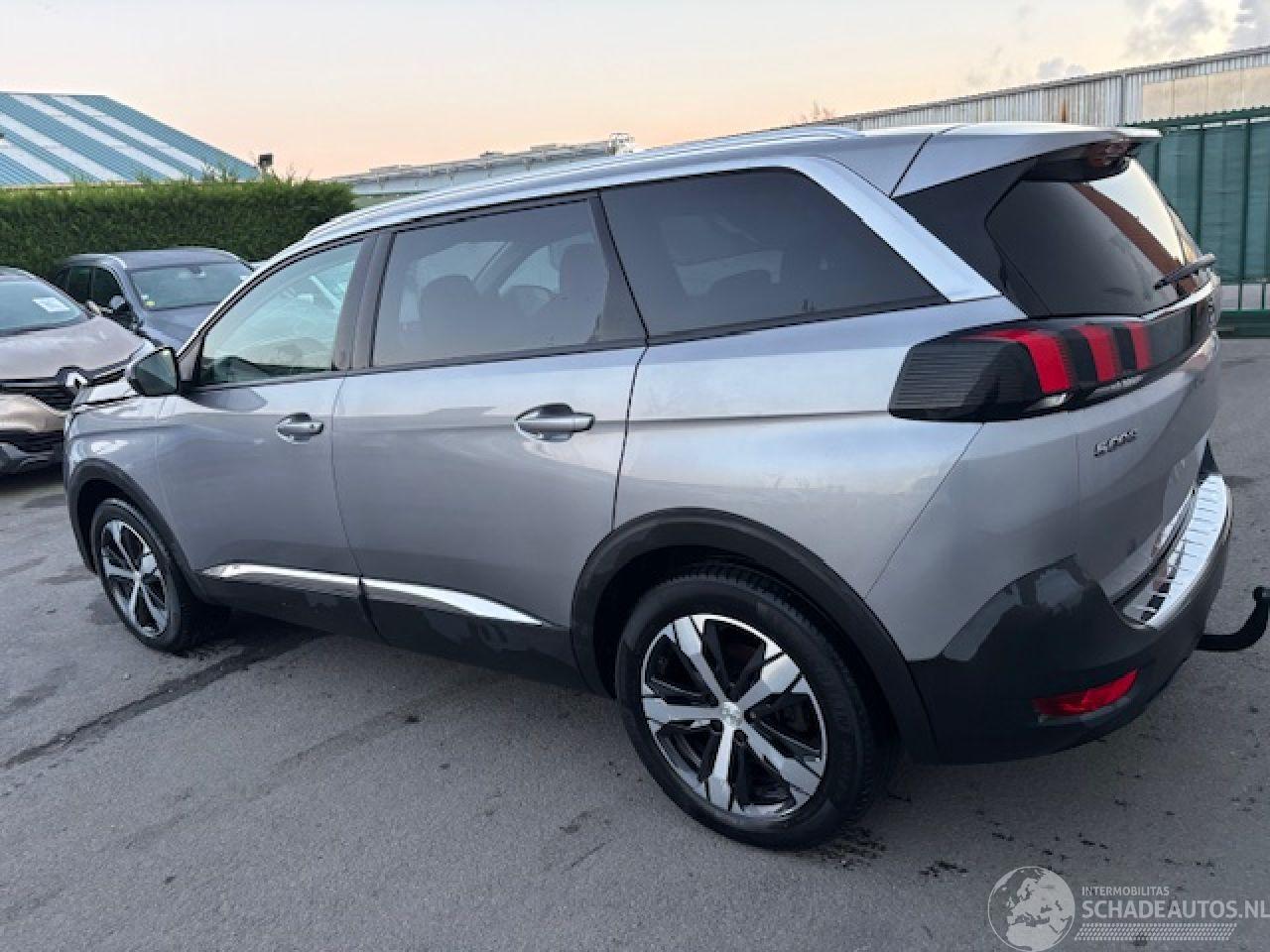 Peugeot 5008 7 seats