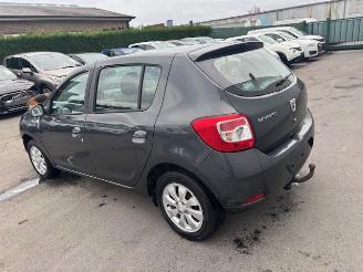 damaged passenger cars Dacia Sandero  2014/11