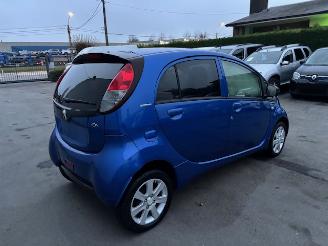 Vaurioauto  passenger cars Peugeot iOn  2018/7