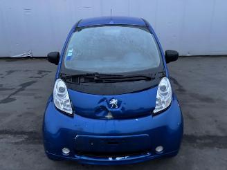 Peugeot iOn  picture 3