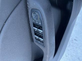 Renault Clio  picture 9