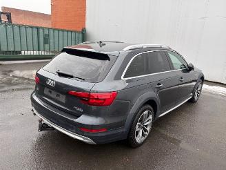 Audi A4 allroad  picture 1