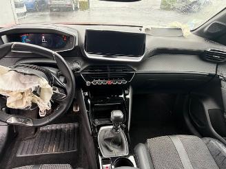 Peugeot 208 GT LINE picture 6