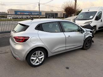 Renault Clio  picture 3