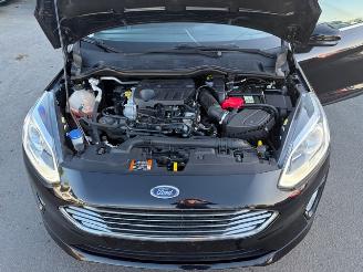 Ford Fiesta  picture 13