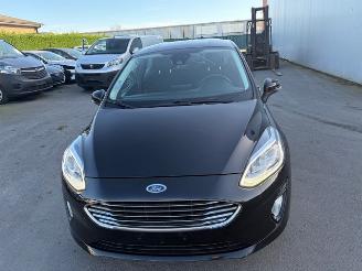 Ford Fiesta  picture 3